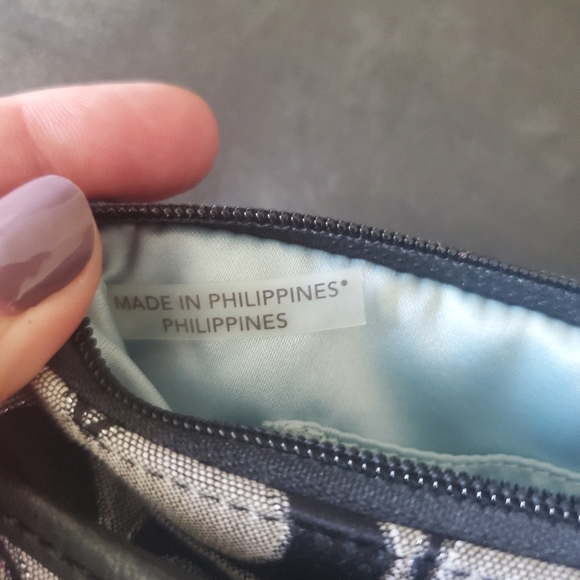 Large coach signature wristlet - Picture 6 of 10